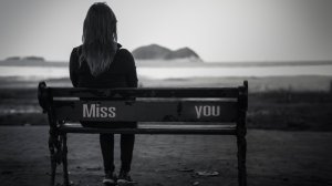 mood-girl-a-woman-girl-bench-bench-shop-shop-sadness-sadness-longing-loneliness-miss-you-black-and-white-blur-background-wallpaper-widescreen-full-scree